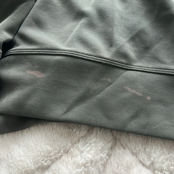 Lulu sweater - Picture 2 of 3